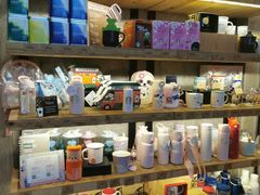 零售区-星巴克臻选(湖滨道店)