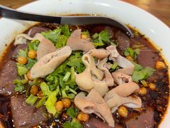 -朱大嘴肥肠血旺(福字街店)
