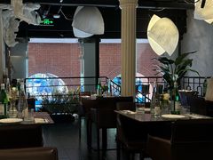 -LESCEDARS Brasserie Bistro香柏树