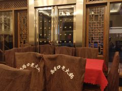 -山城年华老火锅(玉林店)