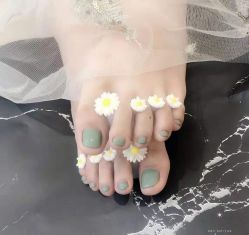 -MIDA蜜哒•科技逆龄美肤连锁