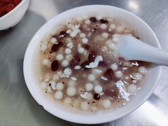 -芳婆糕团店(王府大街店)