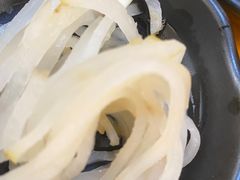 -丽虹云南过桥米线(兴工街店)