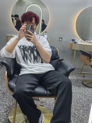 -Tloml salon