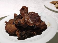特色熏鱼-梅龙镇酒家(南京西路总店)