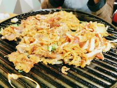 招牌酸菜猪五花肉-北京小炮儿炙子烤肉·铜锅涮肉(珠江路店)