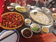 -老来福·非遗酸汤兔(凯旋路店)
