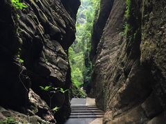 -龙水峡地缝景区