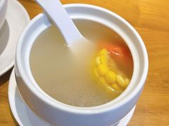 每日营养例汤-隔壁老王·家常云南菜(花巷店)