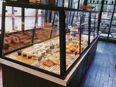 面包甜点陈列柜-81bakery(关山路店)