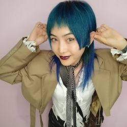 -变画·发型STUDIO