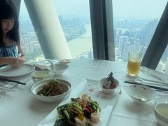 -广州塔晖粤轩中餐厅