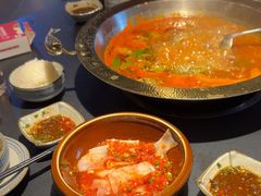 -野山舂·贵州现舂酸汤牛肉(东山店)