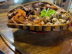 招牌筲箕卤菜-灶东家民间菜(回兴店)