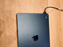 -Apple零售店(华贸购物中心店)