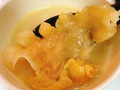 -鲜入围煮花胶鸡海鲜火锅