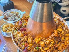 -炉小二铜锅牛蛙•川湘菜(三里屯店)