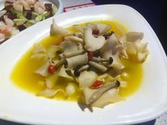 -巧克力渔家.小船海鲜家常菜(三浴场店)