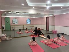 -伊叶舞蹈YEAH DANCE(LCM置汇旭辉校区)