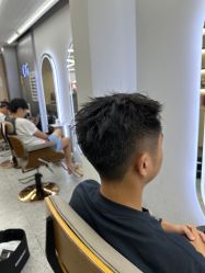 -D.G造型·烫发染发接发