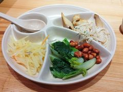 -素满香·全民食养自助(长宁龙之梦店)