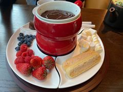 -上海佘山世茂艾美酒店