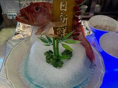 -荣誉国际酒店-云顶旋转餐厅