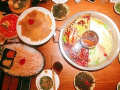 -佬土鹅肠火锅(解放路店)
