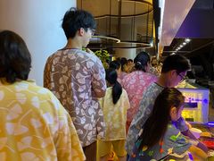 -涨巢·潮玩水疗局