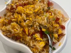 -凤凰路何眼镜香辣蟹(花果园店)