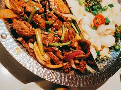 龙利鱼牛仔骨-小鱼小牛·鱼牛干锅·脆鱼火锅(世欧广场店)