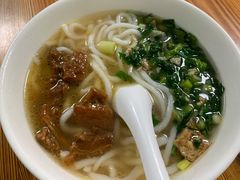 牛腩濑粉-正果忠记云吞濑粉(总店)
