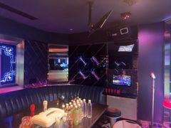 -温莎KTV(珠江路店)