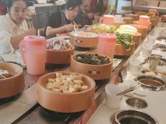 -龍歌自助小火锅(市南金茂湾店)