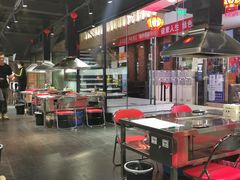 大堂-马路牙子地桌烤肉(工体店)