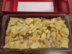 榄仁萨其马-白天鹅宾馆·美食屋