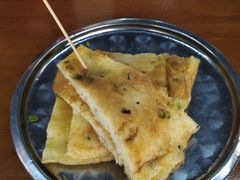 -鸿浩扒猪脚米线