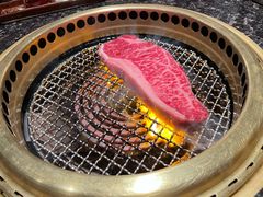 精选澳洲和牛纽约客牛排-老乾杯和牛烧肉(王府中环店)