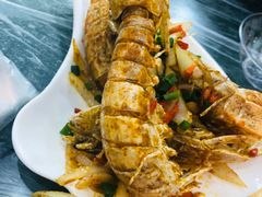 -覃记海鲜美食餐厅