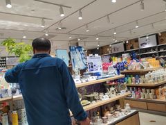 -胖东来生活广场(健康路店)