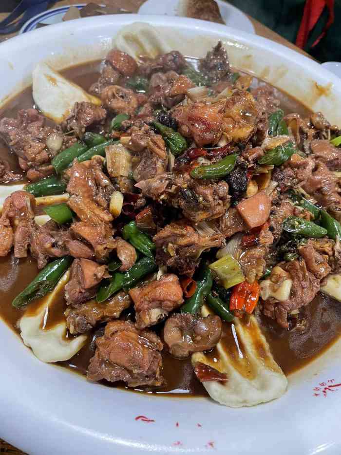 山沟沟炒鸡大排档(长沙路店)