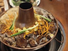 -岳记兴隆·青城腊排铜火锅(融创店)