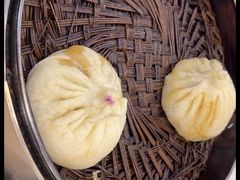 鲜虾仁肉包子-张包铺(道外店)