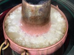 -撮一顿纳西铜火锅