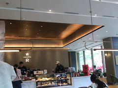 -星巴克臻选(深圳龙华红山天虹店)