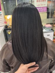 -镁连社·美联社
