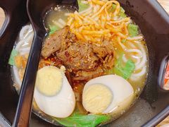 -桂在香知桂林米粉(红博中央公园店)