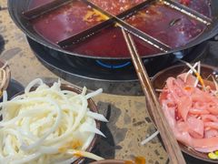 -正南齊北重庆老火锅(光华村直营店)