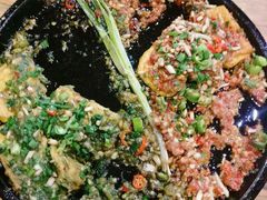 -何师烧烤·香辣蟹·川菜·30年老品牌(太古里旗舰店)