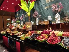 -雍容荟帝王蟹活龙虾展台自助(IFS黑金店)